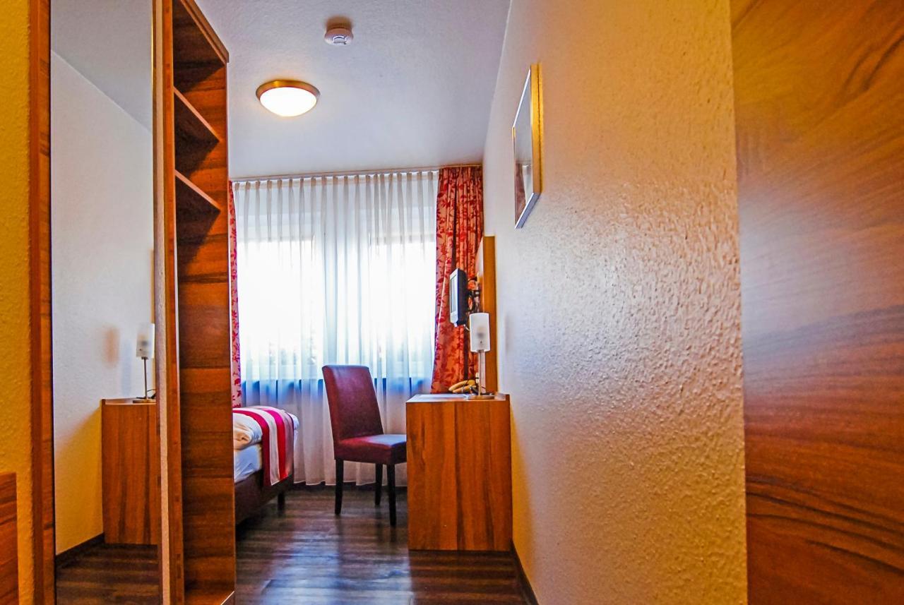 Adolphs Hotel Кёльн Экстерьер фото
